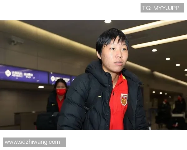 女足留洋三杰归队+张睿双身份!2025海外拉练,我国玫瑰要逆天改命?